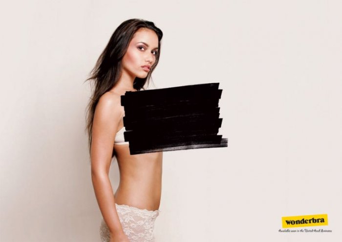 Креативная реклама накладок на грудь (51 фото)