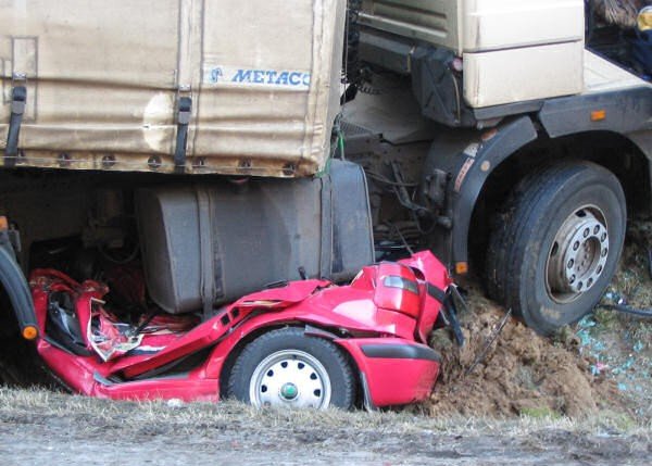 Жуткая авария в Польше (8 фото)