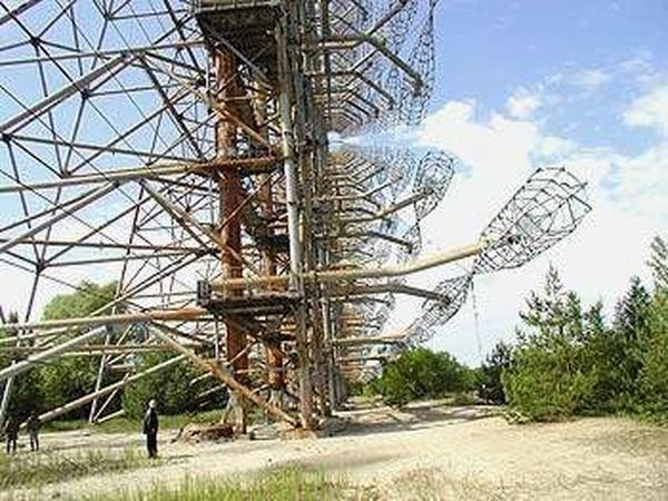 Радиолокационная станция Дуга возле Чернобыля (21 фото)