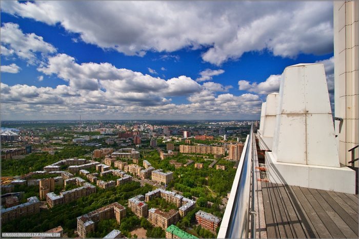Вид с небоскребов Москвы (8 фото)