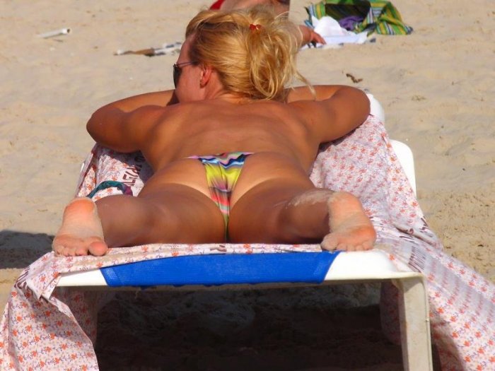 Подборка пляжных девушек! (80 фото)