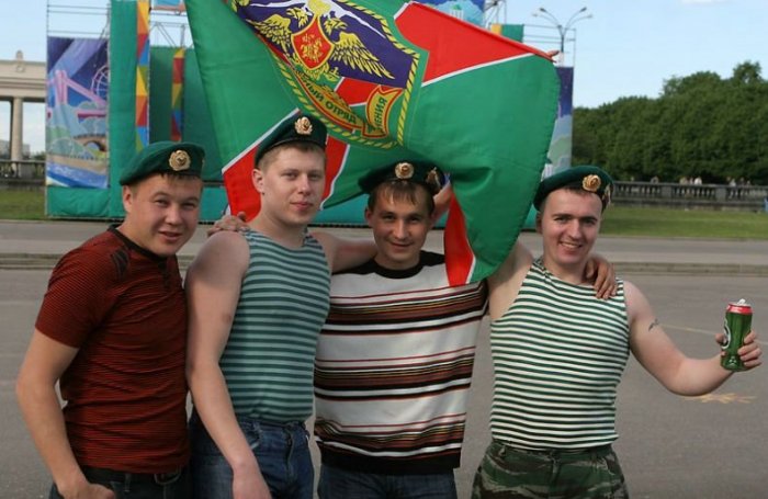 Вчера в России был День пограничника! (32 фото)