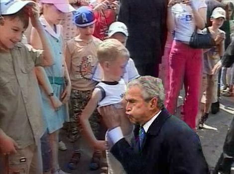 Немного пожабили Буша и Лужкова (15 фото)