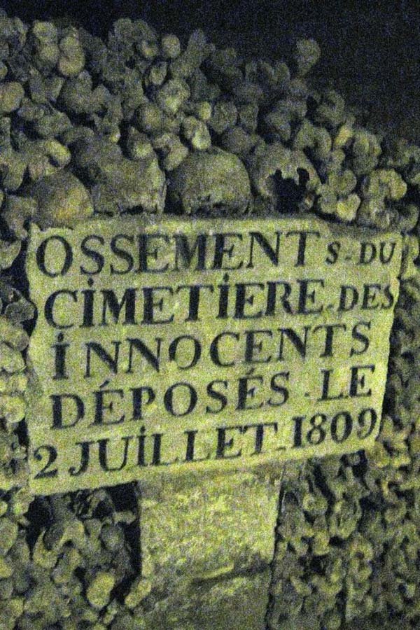 Катакомбы мертвых под Парижем (15 фото)