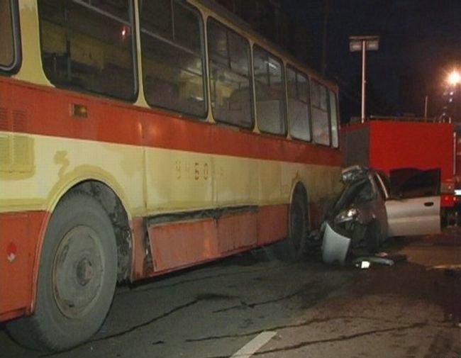 Жесть! Авария в Киеве (11 фото)