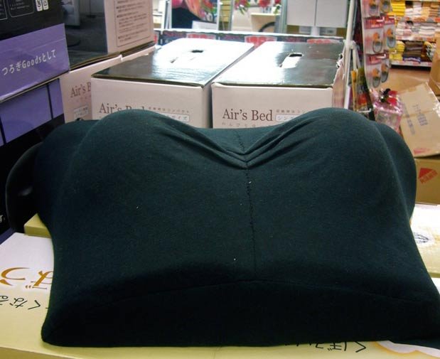 Креативная японская подушка (3 фото)