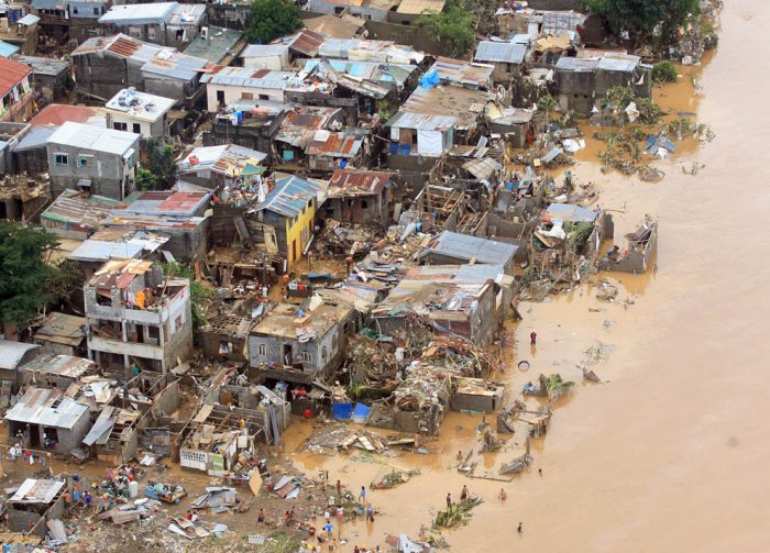 Последствия тайфуна (20 фото)