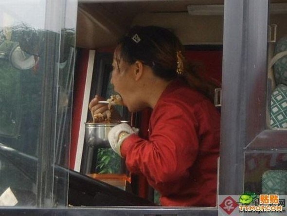 Водители автобусов в Китае (8 фото)