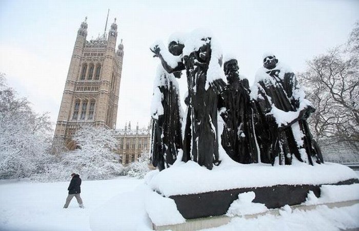 Лондон засыпало снегом (58 фото)