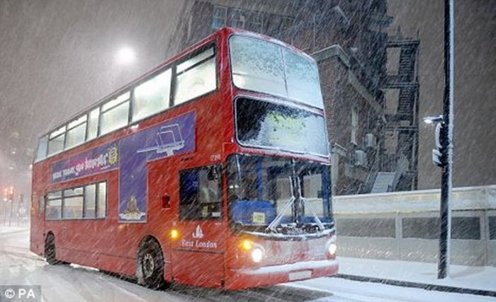 Лондон засыпало снегом (58 фото)