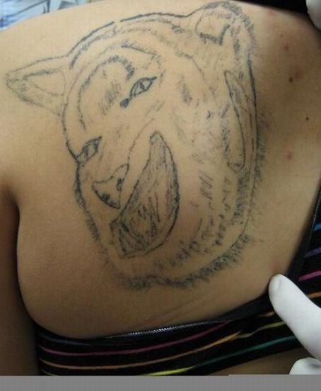 Мегакрутой татуировщик (32 фото)