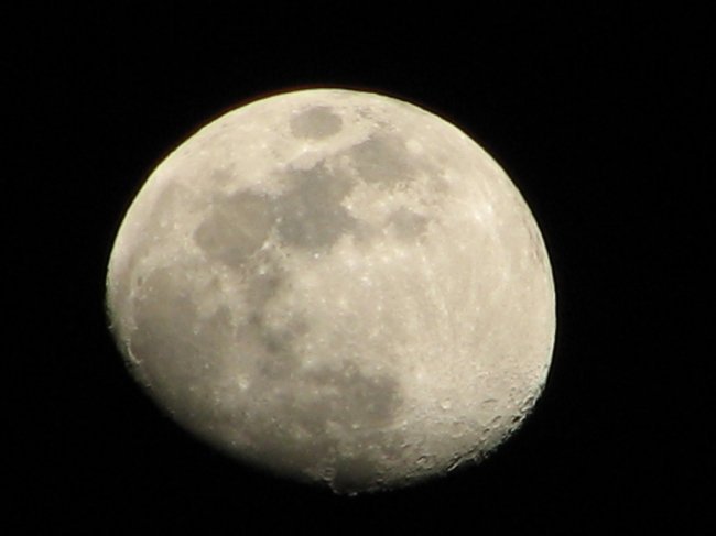 Красивые снимки луны (20 фото)