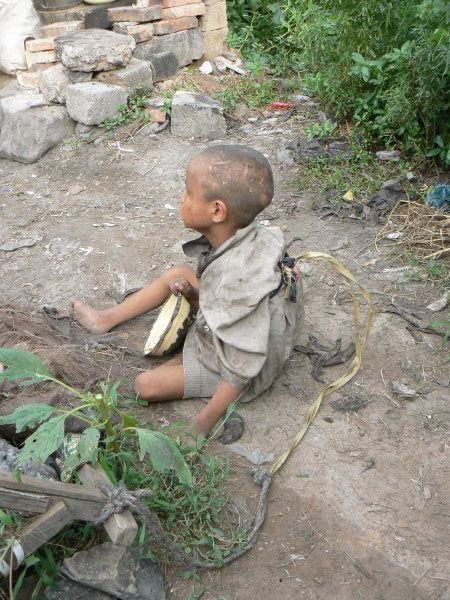 Бедные китайские дети (6 фото)