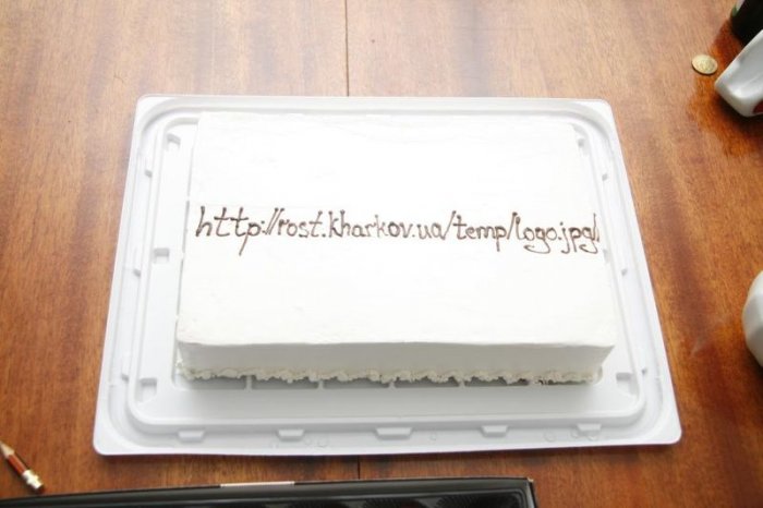 Торт на заказ (2 фото)