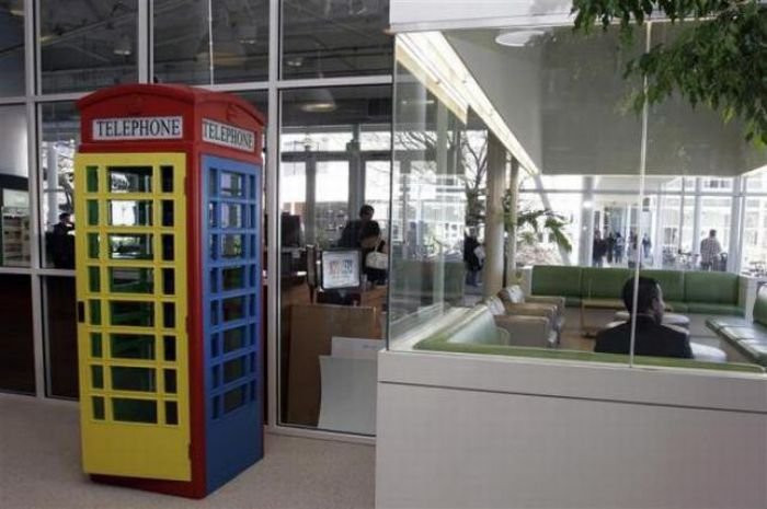 Офис Google (32 фото)