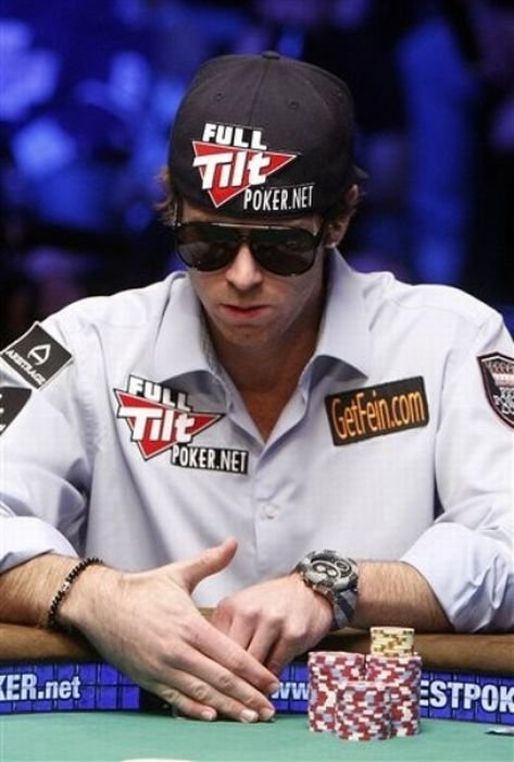 8,94 миллиона долларов в покер (14 фото)