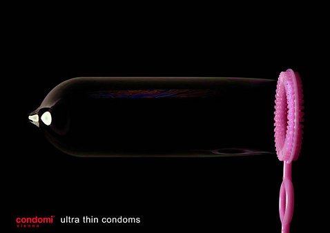 Реклама презервативов (12 фото)
