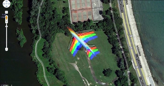 Необычный самолет на Google Maps (6 фото)