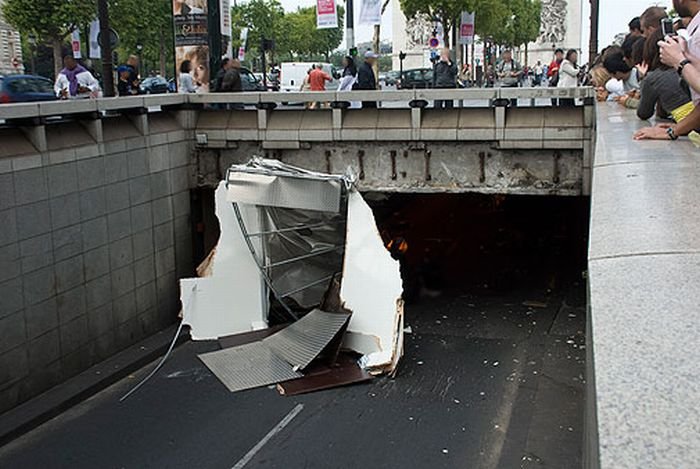 Несчастливый тоннель (51 фото)