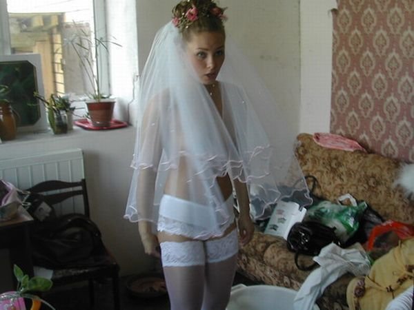 Откровенные фотографии невест (86 фото)