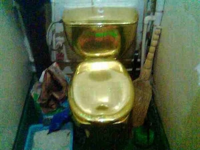 Подборка туалетных приколов (99 фото)