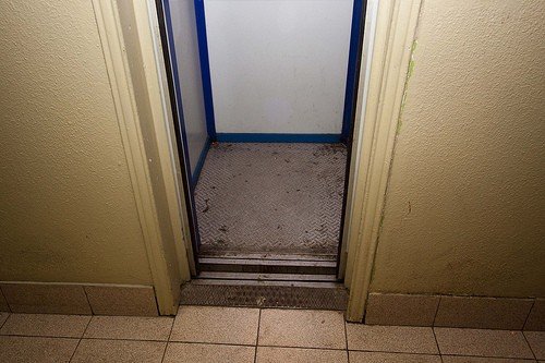 Лифт для инвалидов (5 фото)
