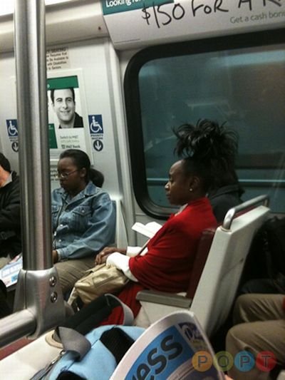 Люди в общественном транспорте (102 фото)