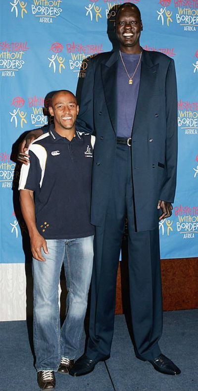 Самый высокий баскетболист (21 фото)