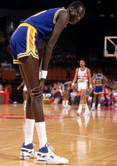 Самый высокий баскетболист (21 фото)