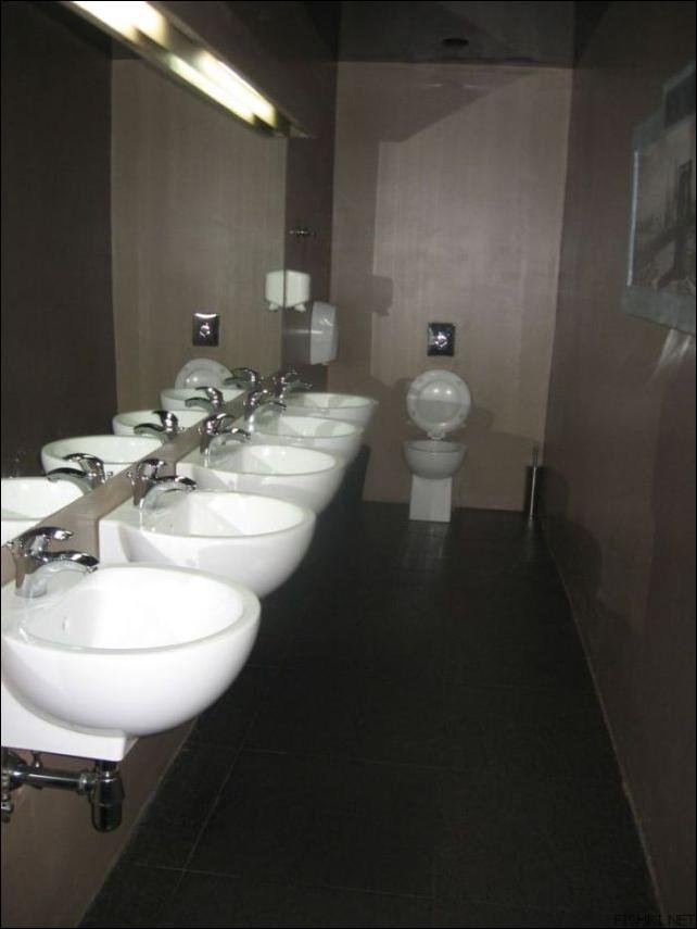 Туалетные приколы. Часть 2 (103 фото)