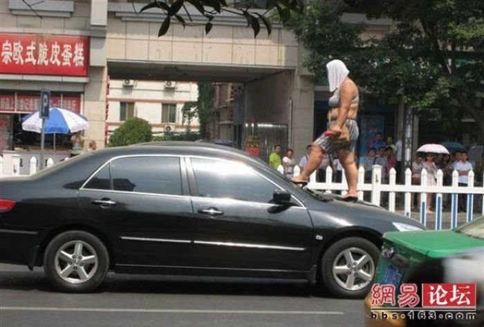 Попрошайка в Китае (7 фото)