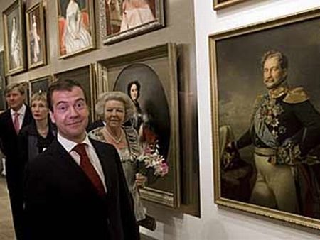 Смешной Медведев (20 фото)