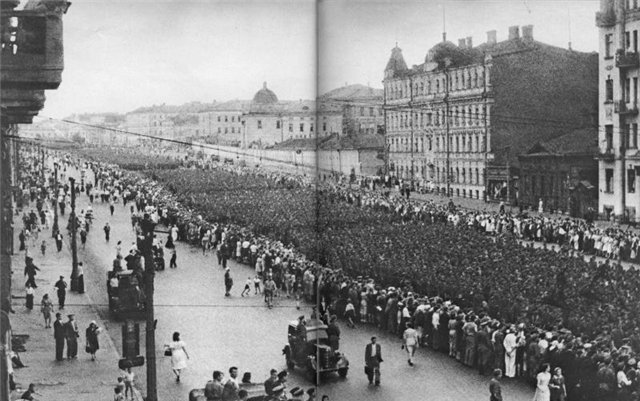 150 тысяч немцев в Москве (17 фото + текст)