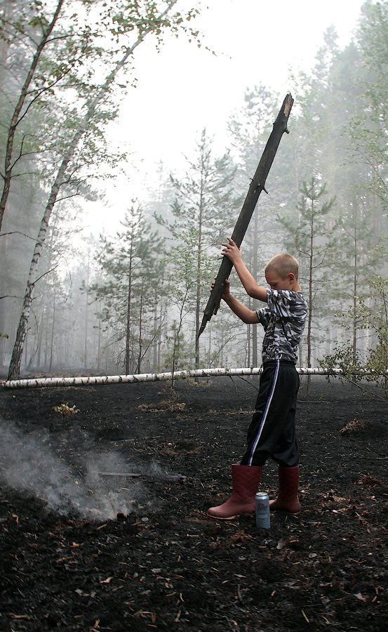Тушение лесных пожаров глазами добровольцев (83 фото)