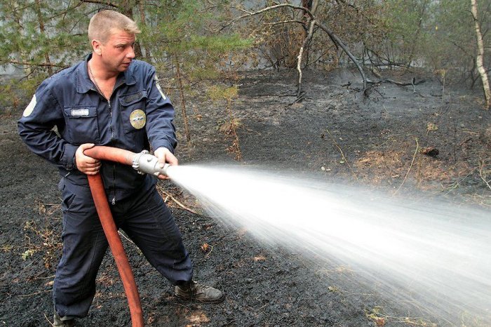Тушение лесных пожаров глазами добровольцев (83 фото)