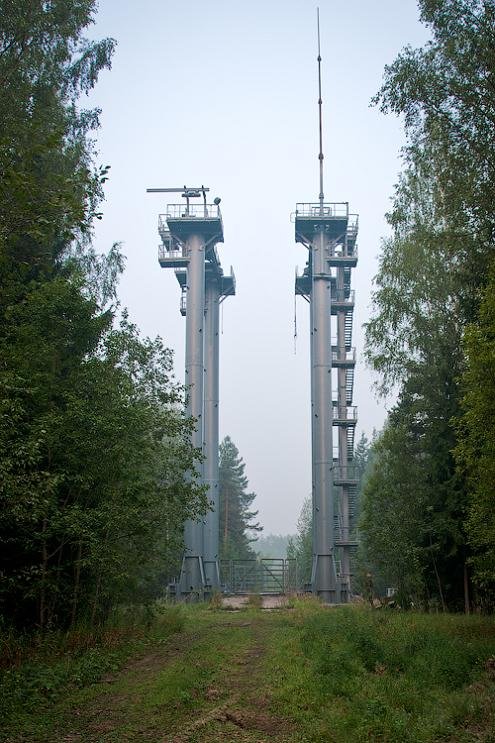 Заброшенный военный склад в Подмосковье (13 фото)