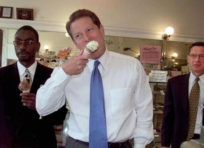 Политики едят мороженное (44 фото)