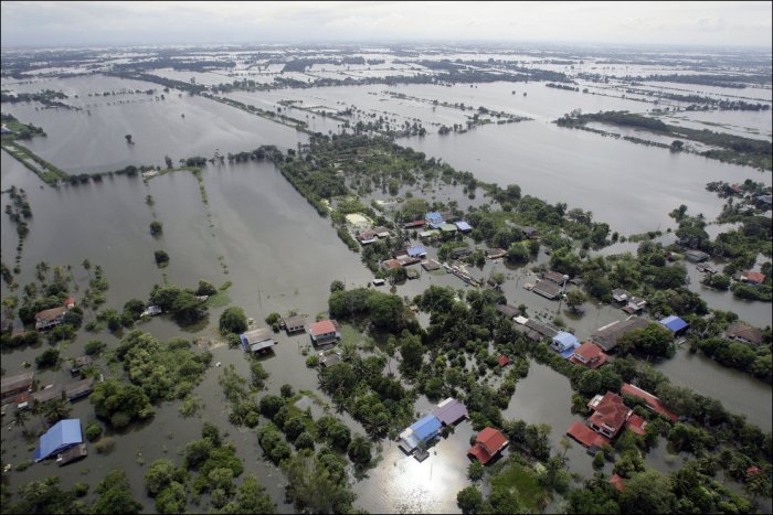 Наводнение в Таиланде (18 фото)