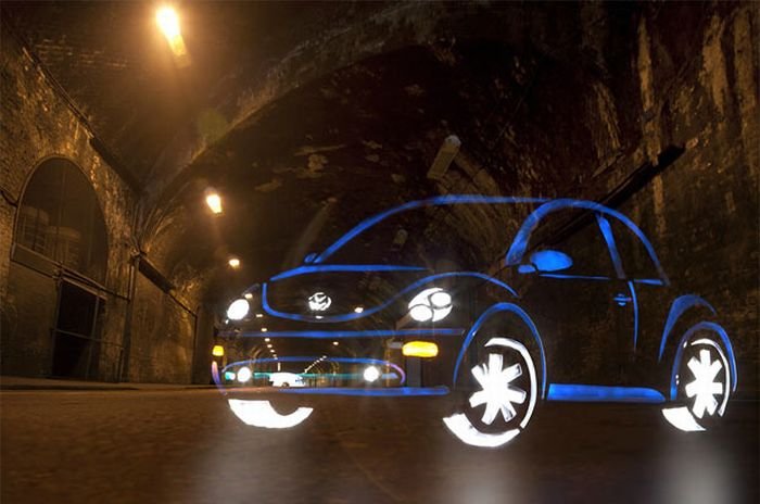 Автомобили, нарисованные светом (19 фото)