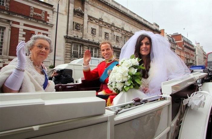 Первоапрельская королевская свадьба (14 фото + текст)