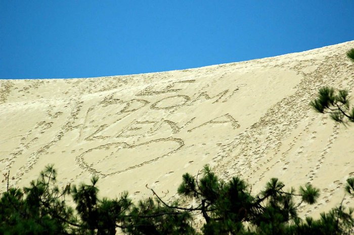 Самая большая песчаная дюна Европы (20 фото)