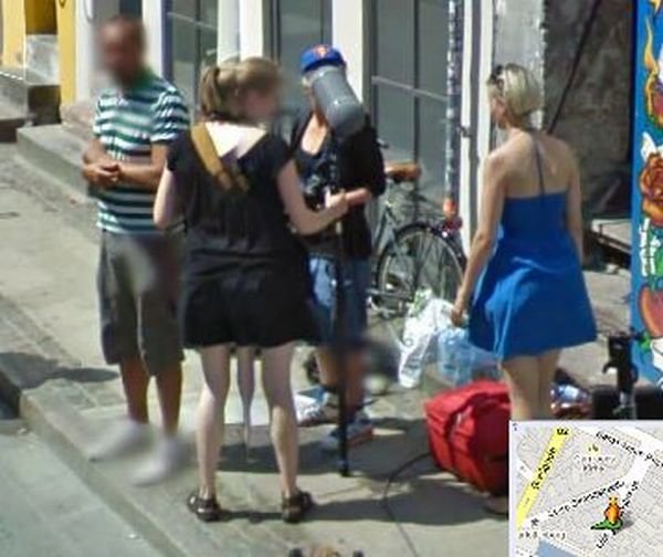 Странные кадры Google Street View (40 фото)