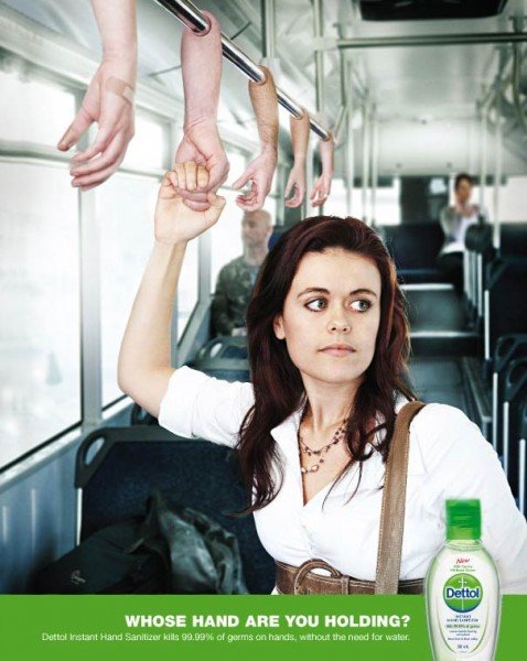 Реклама на поручнях в общественном транспорте (12 фото)