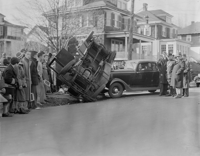 Аварии начала 20 века (20 фото)