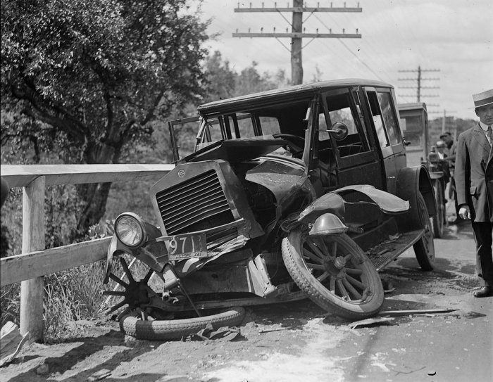 Аварии начала 20 века (20 фото)