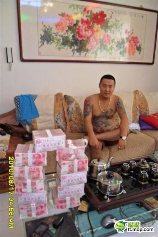 Китайский мафиози (22 фото)
