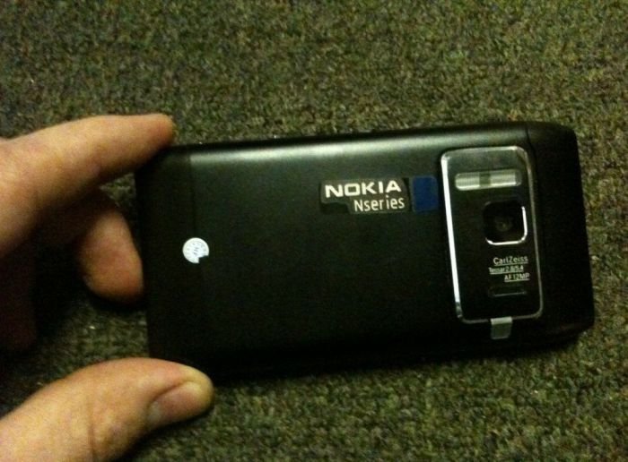 Китайская Nokia N8 (4 фото)