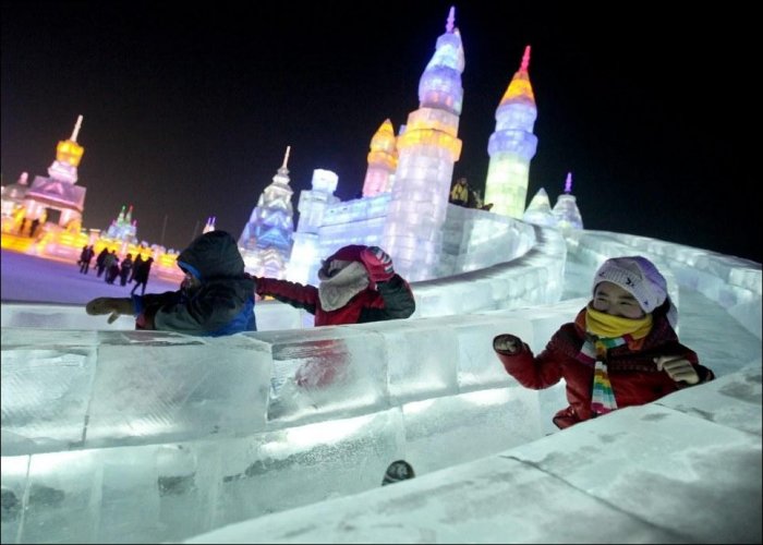 Город изо льда в Китае (15 фото)