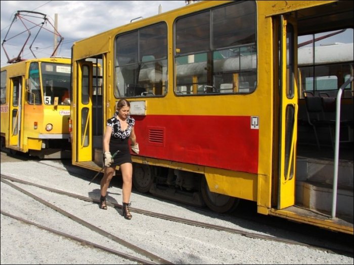 Водитель трамвая в Барнауле (4 фото)