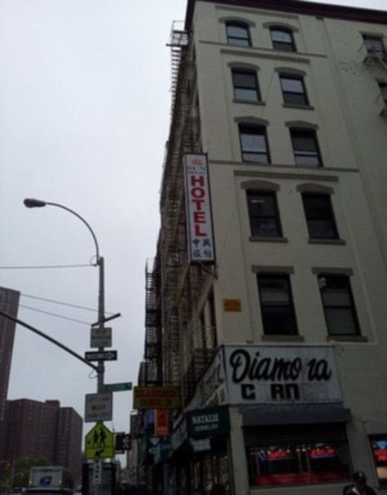 Самый дешевый отель Нью-Йорка (9 фото)